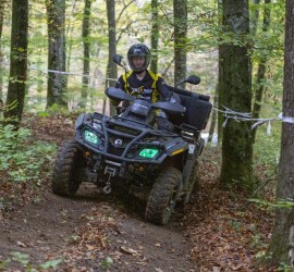 Skisea canam adventure 330