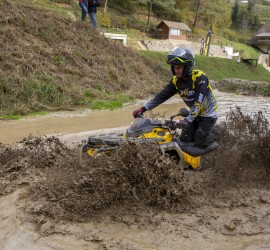 Skisea canam adventure 441