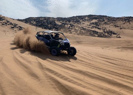 Kako se Can-Am Maverick X RS znajde v Savdski Arabiji?