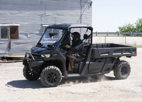 CAN-AM TRAXTER PRO T-KATEGORIJA
